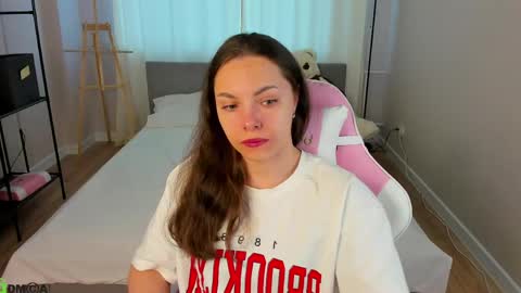 Judy Lewis online show from April 2026 02:51:02 AM