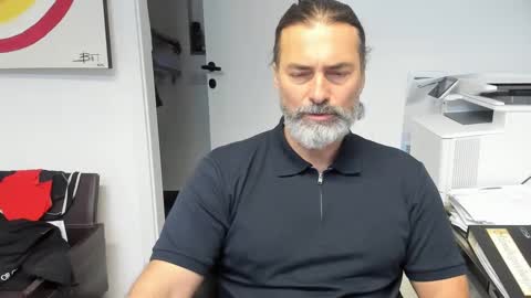 Snapshot of juergenkru chatting on January 2025 12:50:02 PM Giovanni50pro online show from January 2025 12:50:02 PM