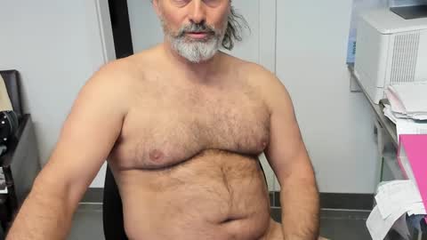 Snapshot of juergenkru chatting on February 2025 06:43:01 PM Giovanni50pro online show from February 2025 06:43:01 PM