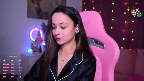 Angelina online show from December 2025 11:28:02 AM