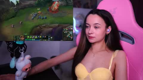 Angelina online show from March 2026 02:34:01 PM