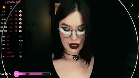 Bella online show from November 2025 09:14:01 PM