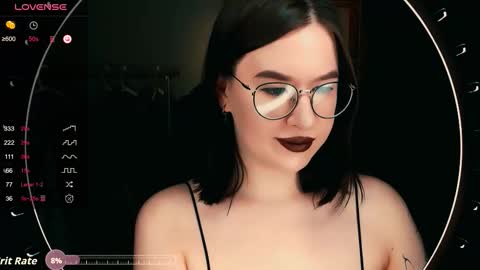 Bella online show from November 2025 10:19:02 PM