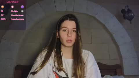 laura online show from December 2025 12:46:02 PM