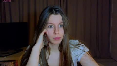 Snapshot of juicy_mystery chatting on April 2026 08:09:02 PM laura online show from April 2026 08:09:02 PM