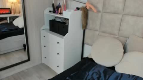 Snapshot of juicy_pussie chatting on March 2026 09:03:02 AM Tatjana online show from March 2026 09:03:02 AM