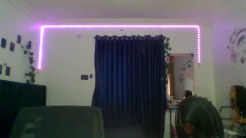 Emily online show from January 2026 08:49:02 AM