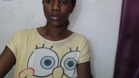 Snapshot of juicyberryx chatting on May 2026 03:30:02 PM queen online show from May 2026 03:30:02 PM