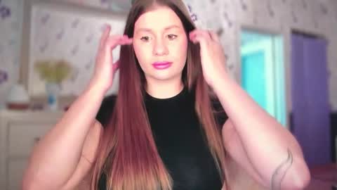 Snapshot of juicyhelenx chatting on September 2025 11:24:01 AM Elena online show from September 2025 11:24:01 AM