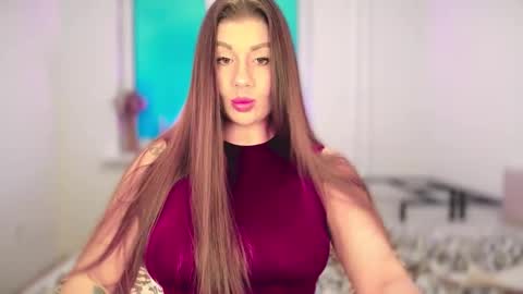 Snapshot of juicyhelenx chatting on December 2025 01:05:02 PM Elena online show from December 2025 01:05:02 PM