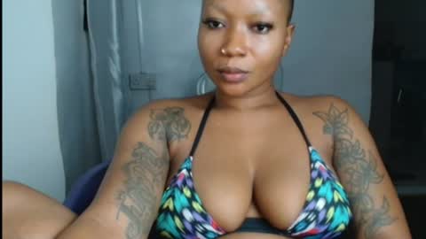 juicyxpink online show from June 2026 10:38:01 PM