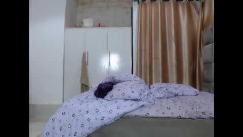 juicyxxxboobs online show from December 2025 09:01:01 PM