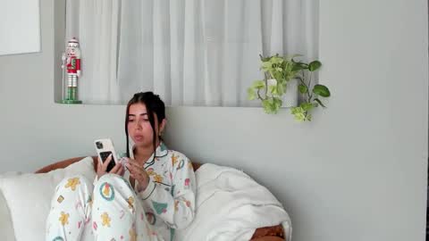 Andry but call me yulieth online show from December 2025 03:51:02 PM