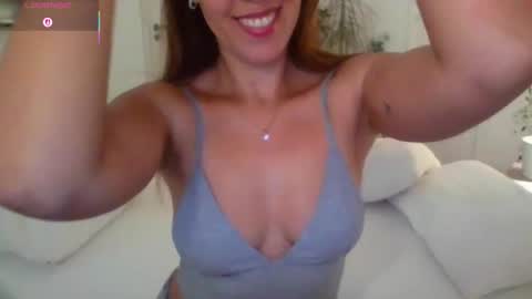 Snapshot of jujubaeu chatting on April 2026 11:41:02 AM Juju online show from April 2026 11:41:02 AM