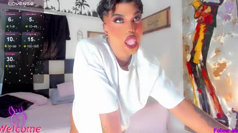 Snapshot of jujubee_lander chatting on April 2026 09:05:01 PM Jujubee online show from April 2026 09:05:01 PM