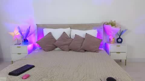 Jules Night online show from November 2025 09:26:02 PM