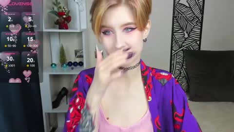 Snapshot of julescrown chatting on December 2024 01:17:01 AM Jules online show from December 2024 01:17:01 AM