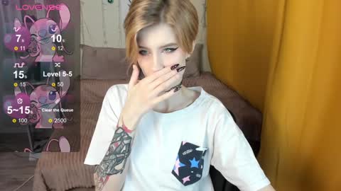 Snapshot of julescrown chatting on January 2025 01:10:01 AM Jules online show from January 2025 01:10:01 AM