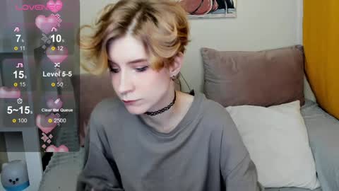 Snapshot of julescrown chatting on January 2025 04:25:01 AM Jules online show from January 2025 04:25:01 AM