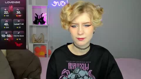 Snapshot of julescrown chatting on October 2025 12:40:02 AM Jules online show from October 2025 12:40:02 AM