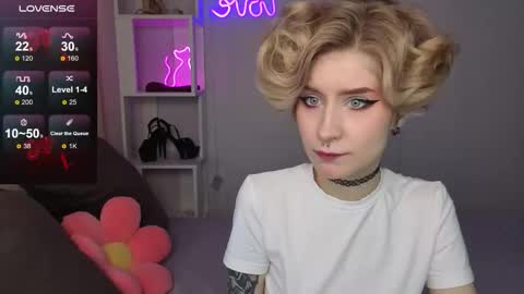 Snapshot of julescrown chatting on October 2025 01:15:01 AM Jules online show from October 2025 01:15:01 AM