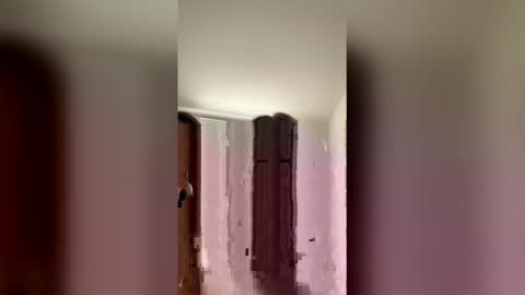 julessummers online show from December 2025 08:02:02 PM