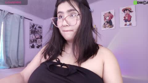 Snapshot of juli_1213 chatting on April 2026 06:27:01 PM Juliana online show from April 2026 06:27:01 PM