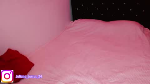 Snapshot of juli_69 chatting on December 2024 08:18:01 PM Juliana Torres online show from December 2024 08:18:01 PM