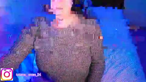 Snapshot of juli_69 chatting on January 2025 02:40:01 AM Juliana Torres online show from January 2025 02:40:01 AM