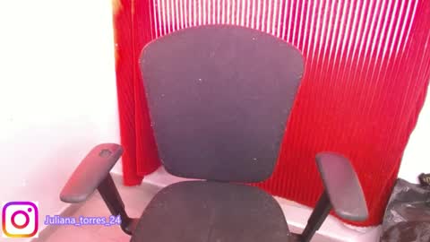 Snapshot of juli_69 chatting on January 2025 06:07:01 PM Juliana Torres online show from January 2025 06:07:01 PM