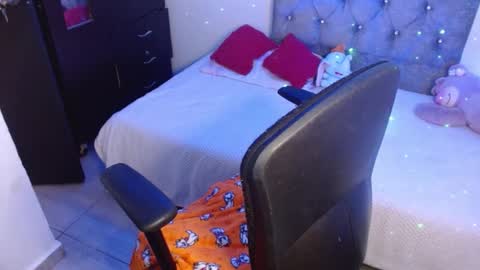 Snapshot of juli_69 chatting on March 2025 08:48:01 PM Juliana Torres online show from March 2025 08:48:01 PM