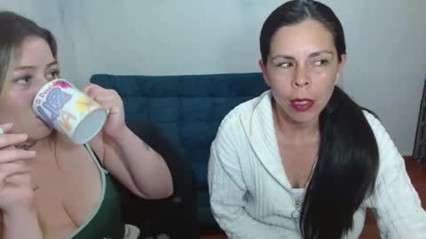 Snapshot of juli_69 chatting on September 2025 11:37:01 PM Juliana Torres online show from September 2025 11:37:01 PM