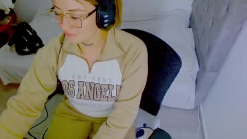 Snapshot of juli_69 chatting on September 2025 06:42:01 PM Juliana Torres online show from September 2025 06:42:01 PM