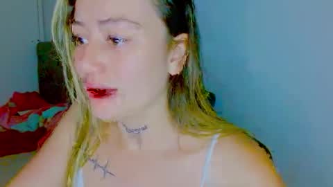 Snapshot of juli_69 chatting on October 2025 12:11:01 AM Juliana Torres online show from October 2025 12:11:01 AM