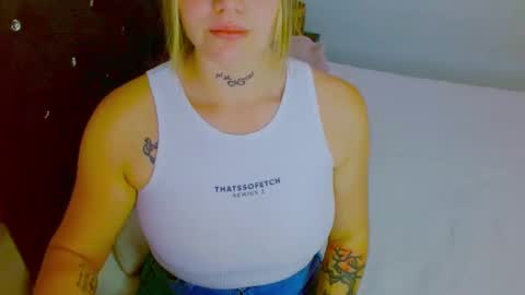 Snapshot of juli_69 chatting on November 2025 09:39:02 PM Juliana Torres online show from November 2025 09:39:02 PM