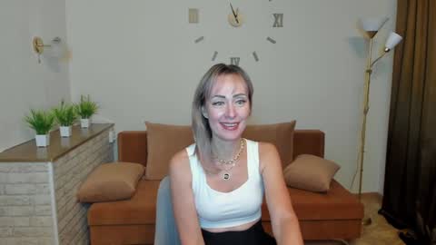 julia__cherry_ online show from December 2024 10:05:02 PM