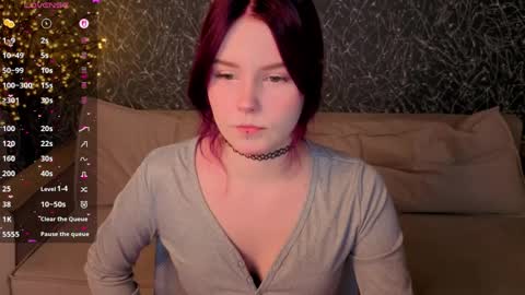 Julia online show from April 2026 01:03:01 AM