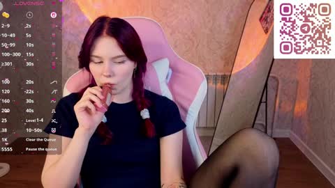 Julia online show from April 2026 07:45:01 AM