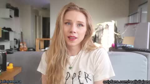 Snapshot of julia_jane chatting on April 2026 12:53:01 AM Julia Jane online show from April 2026 12:53:01 AM