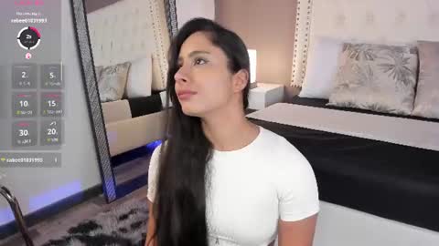 Snapshot of julia_martinezz_ chatting on July 2026 11:34:01 AM J U L IA M A R T I N E Z online show from July 2026 11:34:01 AM