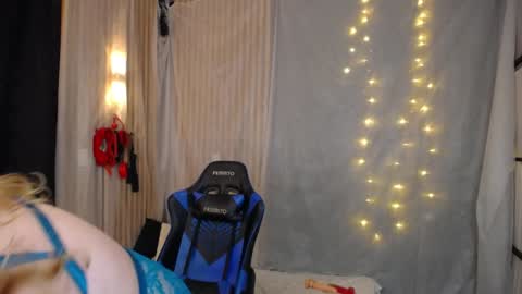 Snapshot of julia_sweet1_ chatting on January 2025 04:09:01 AM Juliana online show from January 2025 04:09:01 AM