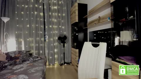 Snapshot of julia_t_mog chatting on October 2025 09:37:01 PM julia_t_mog online show from October 2025 09:37:01 PM