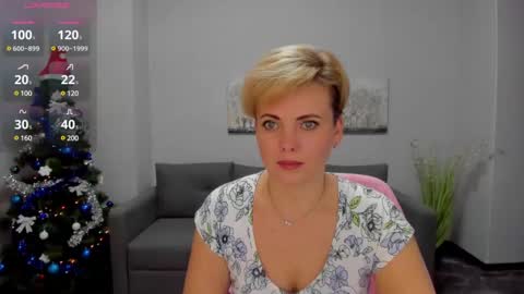 Julia online show from December 2024 06:53:02 AM