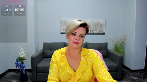 Julia online show from October 2025 11:51:02 AM