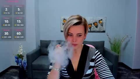 Julia online show from November 2025 06:38:02 AM