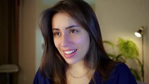 Snapshot of juliacontrol chatting on February 2026 02:39:01 PM Molly online show from February 2026 02:39:01 PM