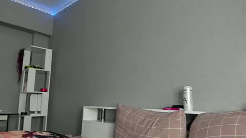 Julia -  online show from March 2025 01:18:01 PM