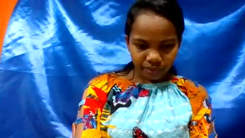 juliah02 online show from June 2026 06:10:02 AM