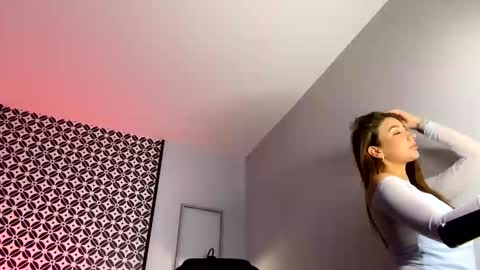 Snapshot of julian_knox chatting on March 2026 05:25:01 AM JULIAN KNOX online show from March 2026 05:25:01 AM