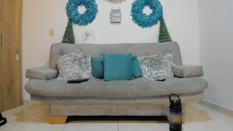 julian_wallace online show from January 2025 11:12:01 PM